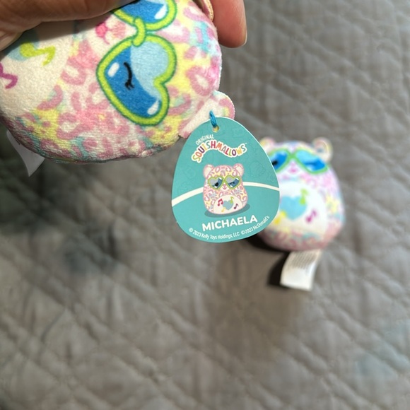 4 ORIGINAL MINI SQUISHMALLOWS - MINI PLUSHIE COLLECTABLE TOYS - Picture 4 of 6